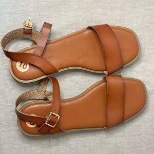 NWT Women's Rock & Candy Brown Sandals